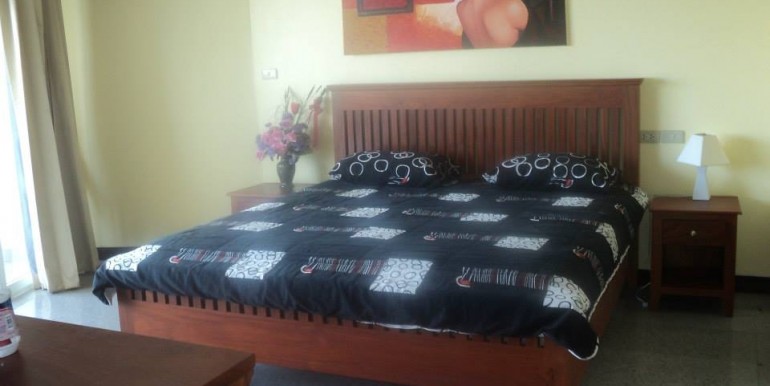 C508 2 Bed , 2 Bath for rent at Royal Hill 03